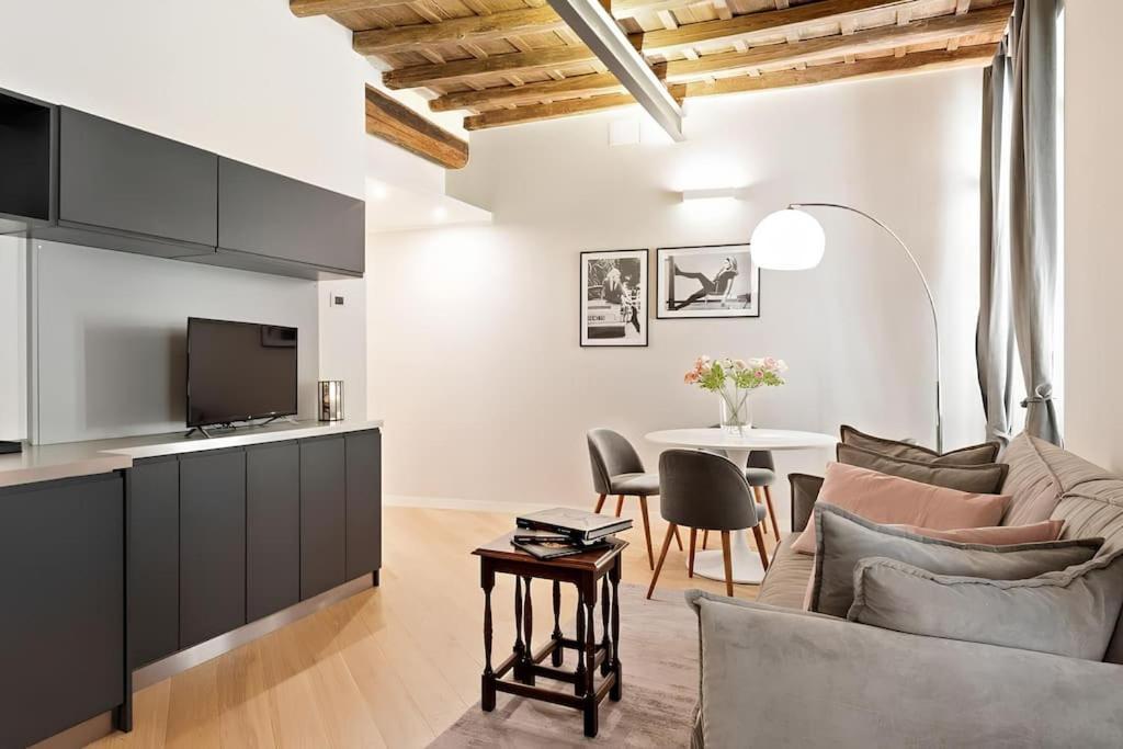 Hostme Piazza Navona Apartament Рим Екстер'єр фото